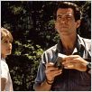 Le Pic de Dante : photo Linda Hamilton, Pierce Brosnan, Roger Donaldson