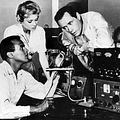 Le Monde, la chair et le diable : photo Harry Belafonte, Inger Stevens, Mel Ferrer, Ranald MacDougall