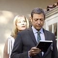 Raines : photo Jeff Goldblum, Melinda Page Hamilton