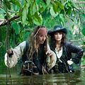 Pirates des Caraïbes : la Fontaine de Jouvence : Photo Johnny Depp, Penélope Cruz