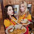 Photo : 2 Broke Girls