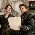 Hansel & Gretel : Witch Hunters : photo Gemma Arterton, Jeremy Renner