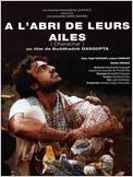 A l'abri de leurs ailes