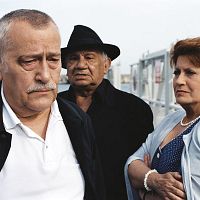 Le Cadeau d'Elena : photo Andréa Ferréol, Michel Duchaussoy