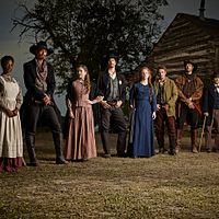 Photo Caitlin Custer, Christopher Backus, Christopher Baker, Joel Johnstone, Lauren Ambrose