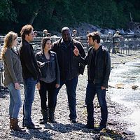 Photo Alyssa Diaz, Billy Burke, James Wolk, Kristen Connolly, Nonso Anozie