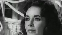 <strong>Soudain l'été dernier</strong> Bande-annonce VO