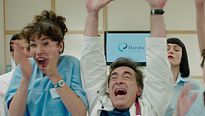 <strong>La Clinique de l'amour !</strong> Teaser (2) VF