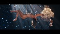 50 Nuances de Grey : Dakota Johnson attachée dans le clip sexy de The Weeknd