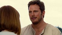 Jurassic World - EXTRAIT VF "Claire demande à Owen d'inspecter la nouvelle attraction"