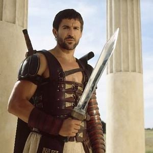 Empire : Photo Jonathan Cake