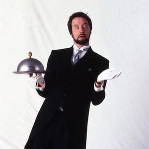 Bob le majordome : Photo Gary Sinyor, Tom Green