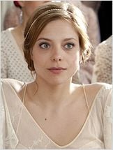 Lizzie Brocheré