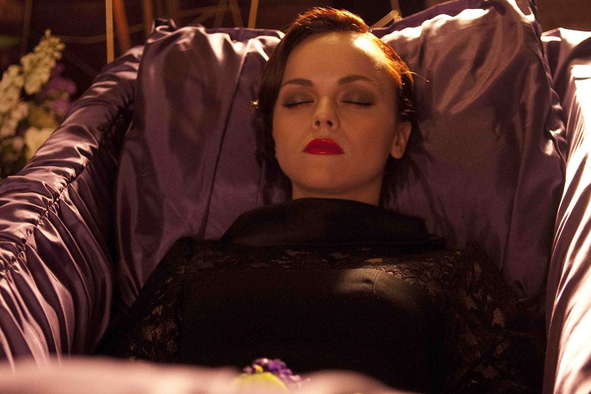 Photo de Christina Ricci - After.Life : Photo Christina Ricci - AlloCiné