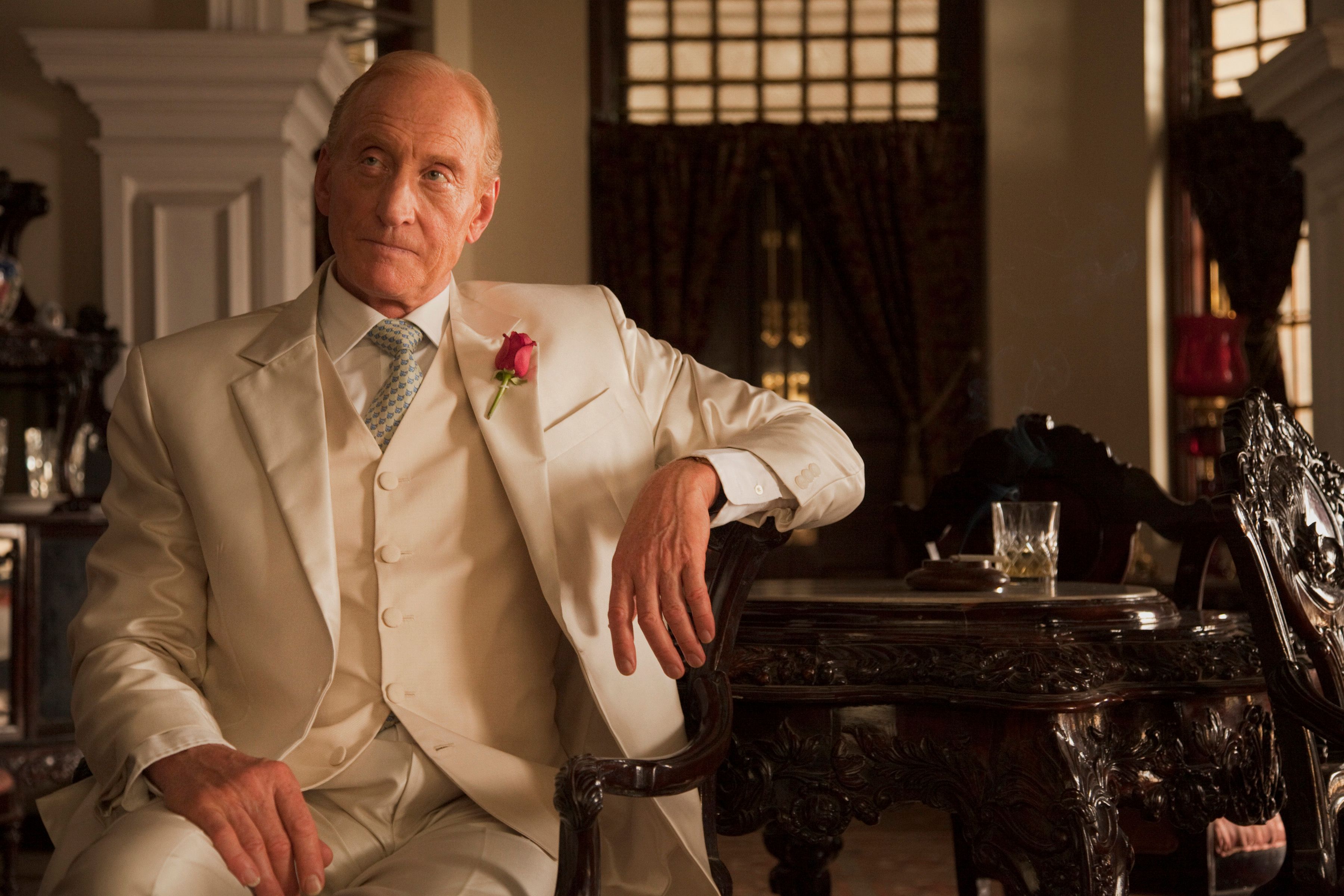Films Et Séries Tv Avec Charles Dance Photo de Charles Dance - Les Enfants de minuit : Photo Charles Dance