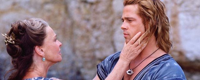 Troie sur TMC : quel est le lien avec Batman v Superman ?