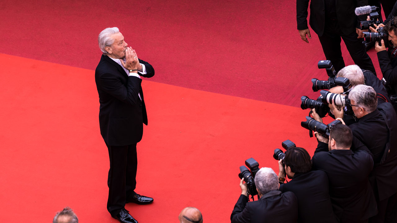 Cannes 2019 : un Alain Delon en larmes reçoit sa Palme d'honneur