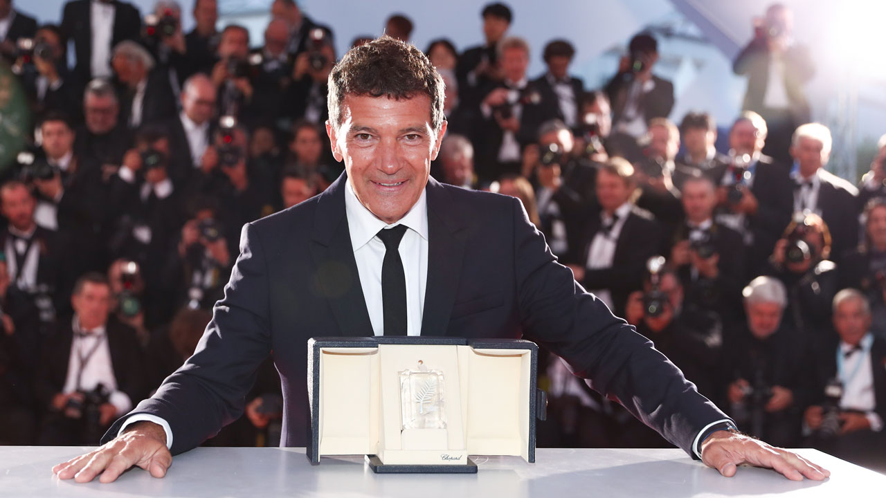 Cannes 2019 : Antonio Banderas, Bong Joon-Ho, Emily Beecham... Les lauréats prennent la pose !