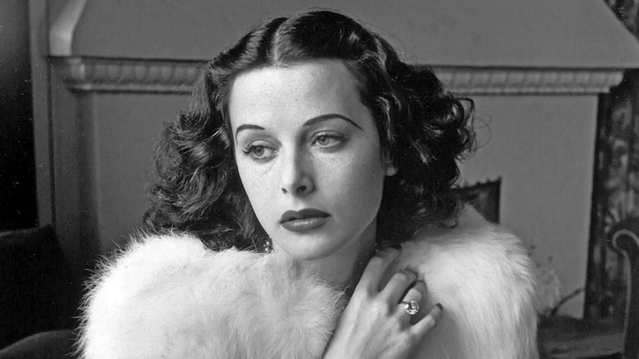 Hedy Lamarr : portrait d'une actrice à qui l'on doit le Wi-Fi et le Bluetooth