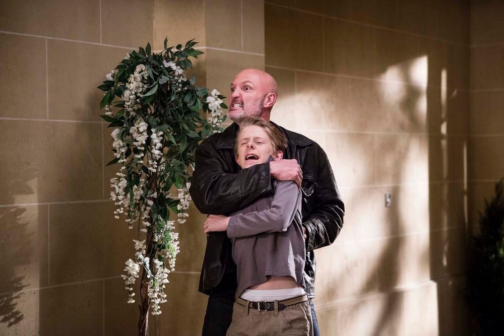 Films Et Séries Tv Avec Damien Ferdel Nos chers voisins : Photo Damien Ferdel, Frank Leboeuf - 35 sur 186