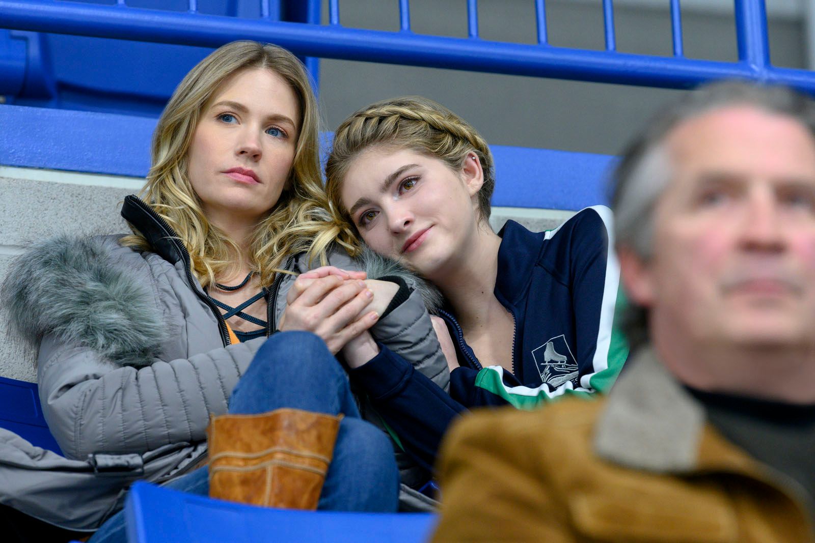 Films Et Séries Tv Avec Willow Shields Spinning Out : Photo January Jones, Willow Shields - 5 sur 24 - AlloCiné