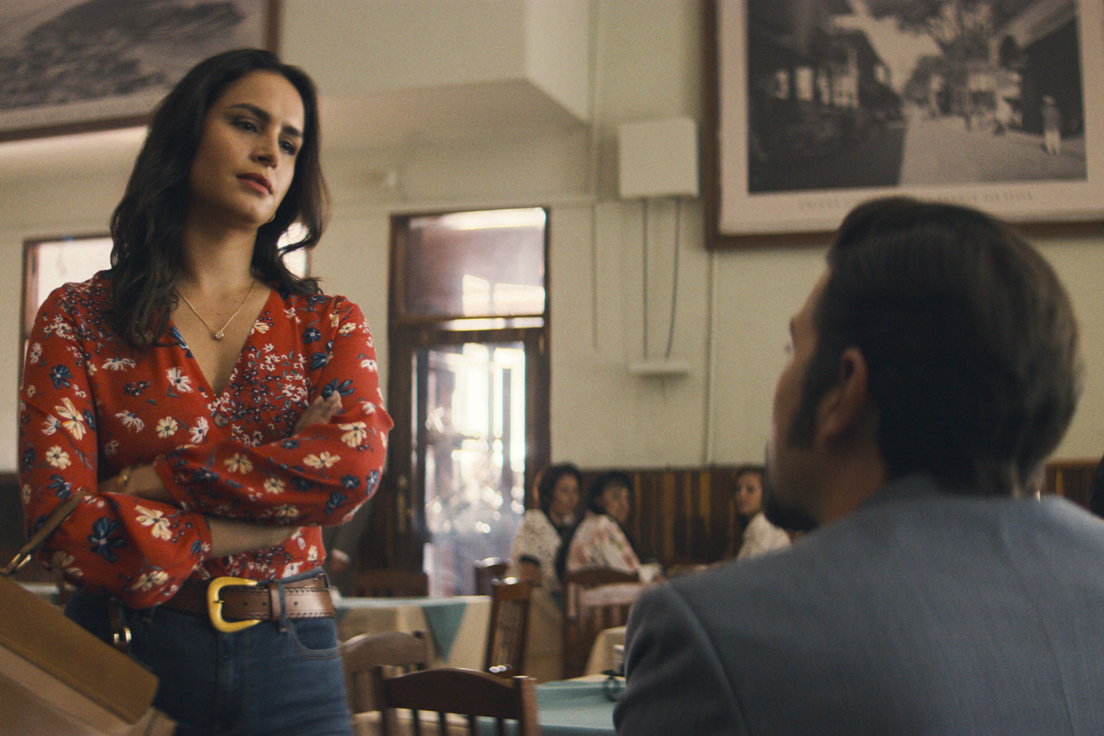 Narcos: Mexico : Photo Diego Luna, Fernanda Urrejola - 6 sur 72 - AlloCiné