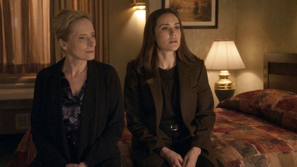 Films Et Séries Tv Avec Laila Robins Blacklist : Photo Laila Robins, Megan Boone - 1 sur 832 - AlloCiné