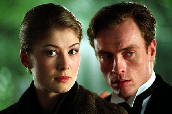 Meurs un autre jour : photo Rosamund Pike, Toby Stephens