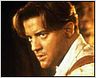 Brendan Fraser poursuivi par d'étranges créatures...