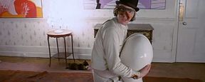 La réplique de la sculpture - pénis d'Orange Mécanique en vente