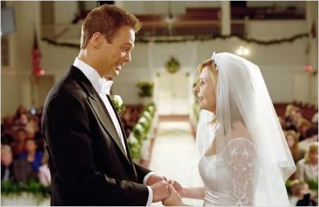 7 à la maison : photo Beverley Mitchell, George Stults