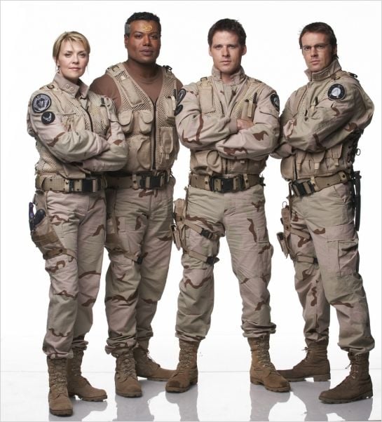 Stargate SG-1 : photo Amanda Tapping, Ben Browder, Christopher Judge, Michael Shanks