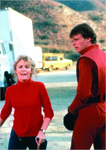 V : les visiteurs : photo Faye Grant, Marc Singer