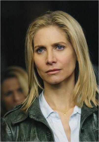 V (2009) : photo Elizabeth Mitchell