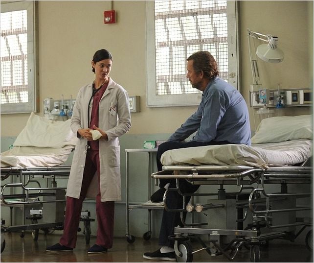 Dr House : photo Hugh Laurie, Odette Annable