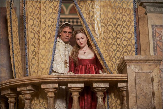 The Borgias : photo Holliday Grainger, Jeremy Irons