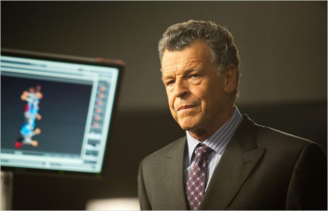 Fringe : Photo John Noble
