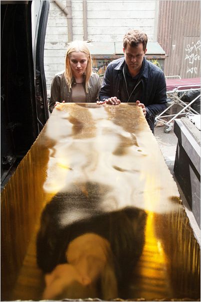 Fringe : photo Georgina Haig, Joshua Jackson