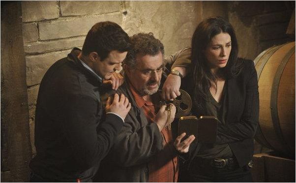 Warehouse 13 : photo Eddie McClintock, Joanne Kelly, Saul Rubinek