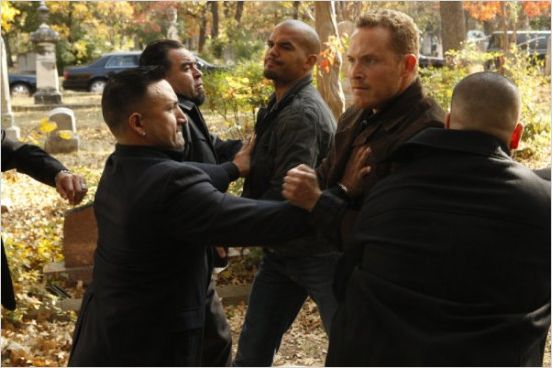 Chase : photo Amaury Nolasco, Cole Hauser