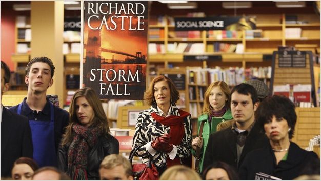 Castle : Photo Molly C. Quinn, Susan Sullivan
