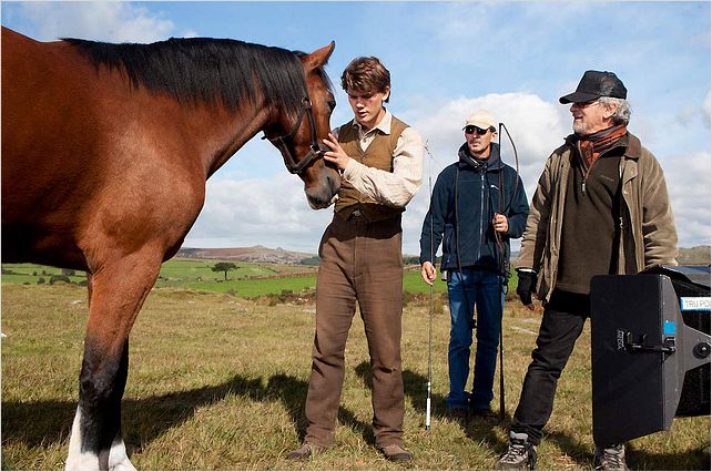 Cheval de guerre : Photo Jeremy Irvine, Steven Spielberg
