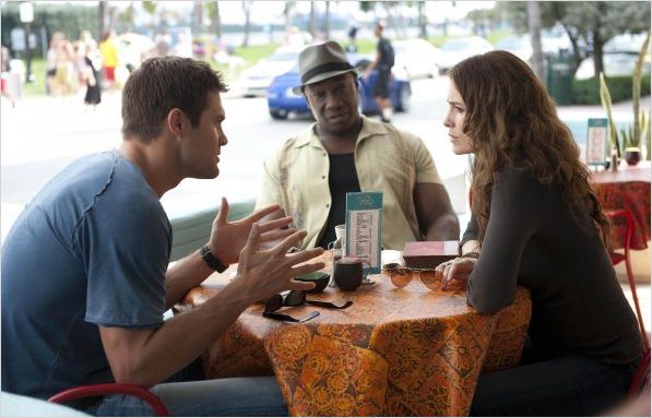 The Finder : photo Geoff Stults, Michael Clarke Duncan, Saffron Burrows