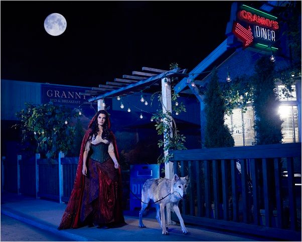Photo Meghan Ory