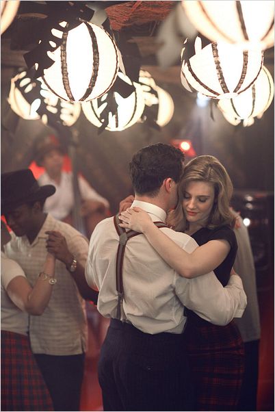 The Hour (2011) : photo Dominic West, Romola Garai