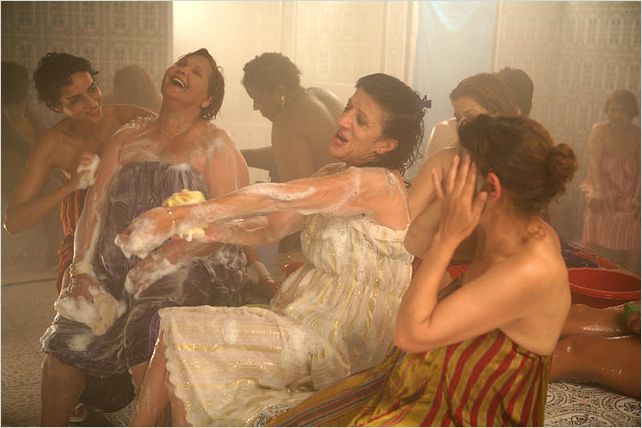 Aïcha : photo Biyouna, Farida Khelfa, Rabia Mokeddem