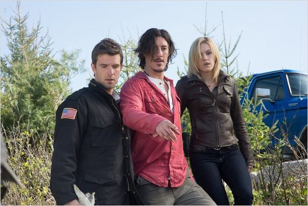 Photo Emily Rose, Eric Balfour, Lucas Bryant