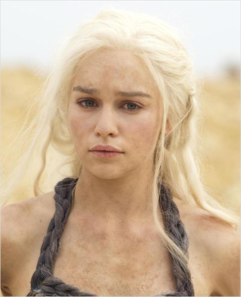 Le Trône de fer : Game of Thrones : photo Emilia Clarke