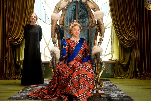 Astérix et Obélix : au service de Sa Majesté : Photo Catherine Deneuve, Laurent Tirard