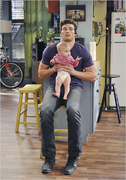 Baby Daddy : photo Derek Theler